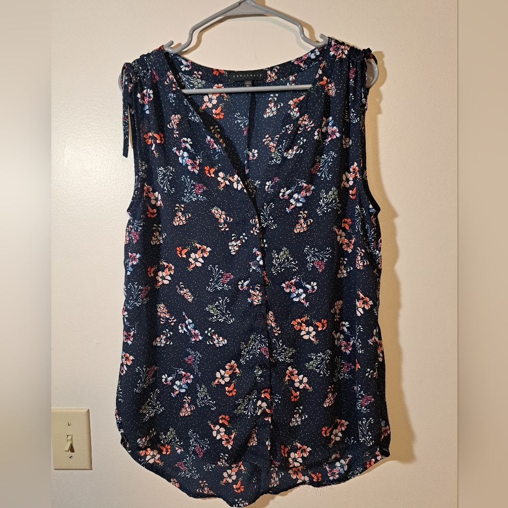 🌿3/$30🌿 Floral Sleeveless Top